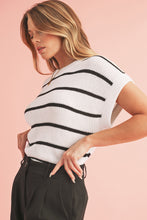 Load image into Gallery viewer, White Striped Pattern Batwing Short Sleeve Knit Sweater
