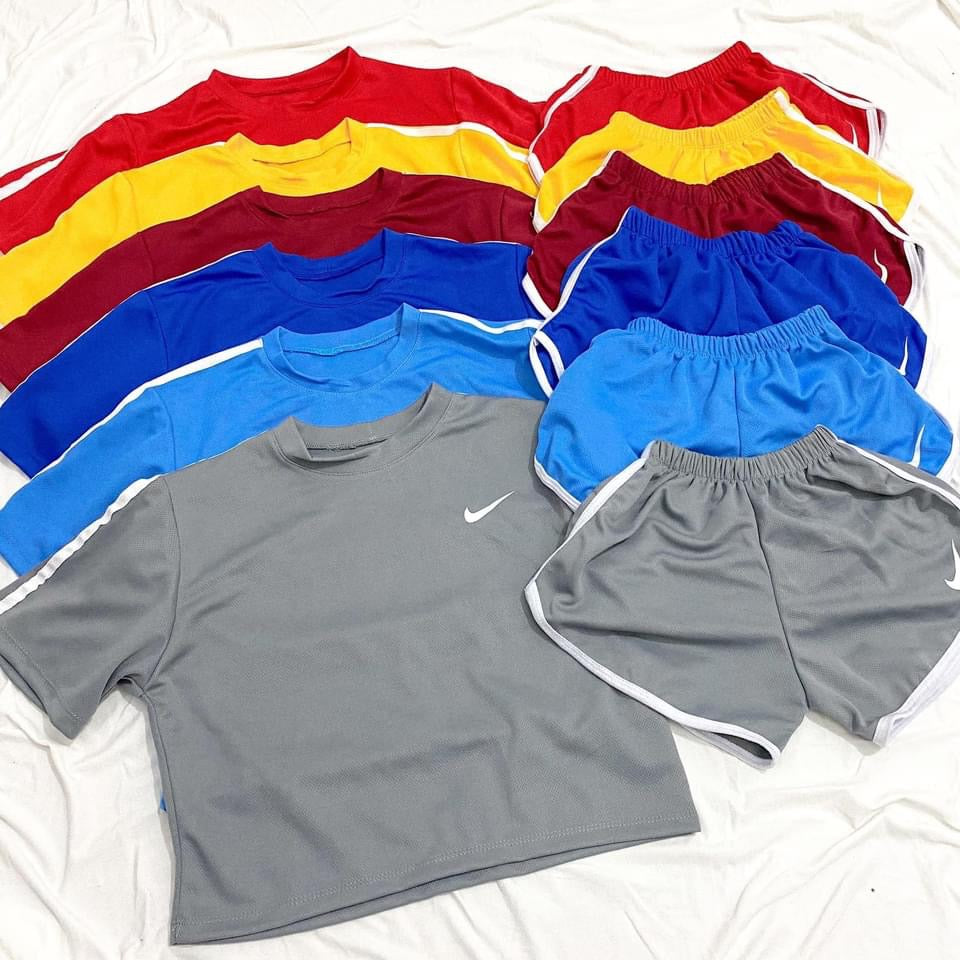 Nike Crop Top Terno